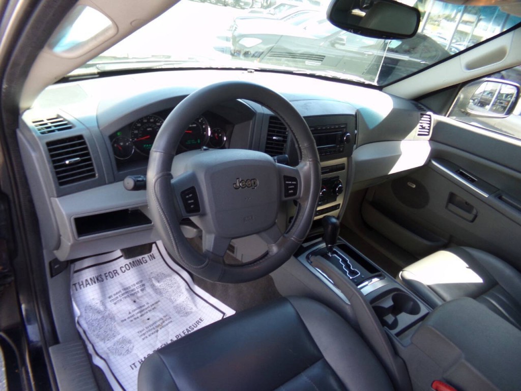 2007 Jeep Grand Cherokee Image 5