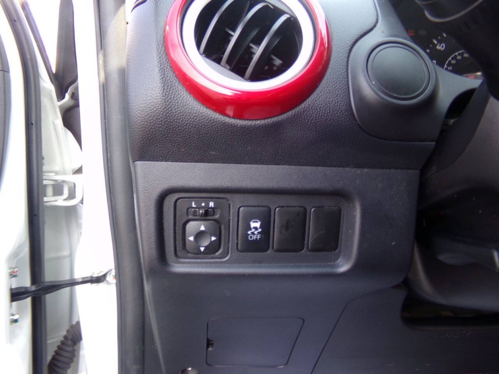 2020 Mitsubishi Mirage Image 14