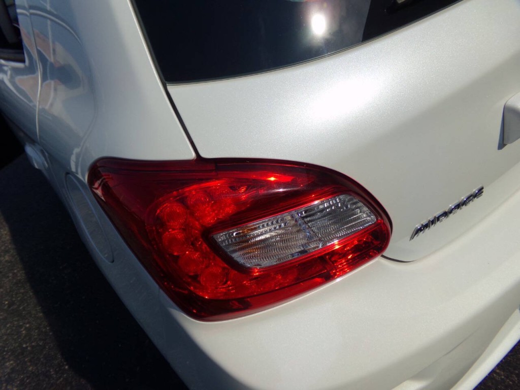 2020 Mitsubishi Mirage Image 26