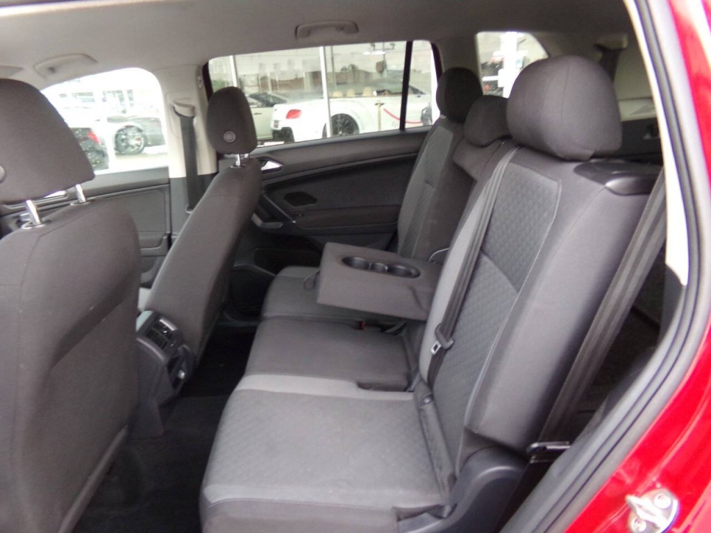 2018 Volkswagen Tiguan Image 12
