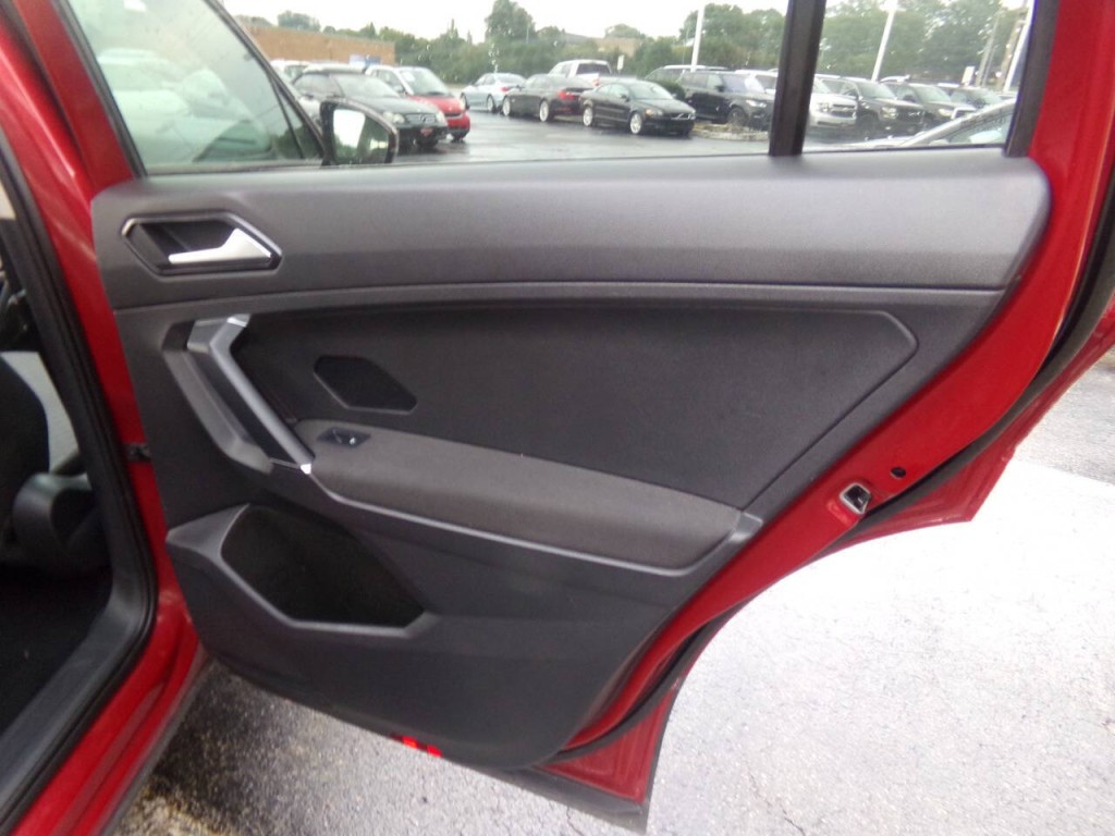 2018 Volkswagen Tiguan Image 26