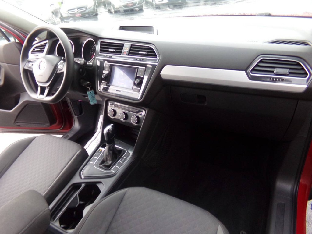 2018 Volkswagen Tiguan Image 28