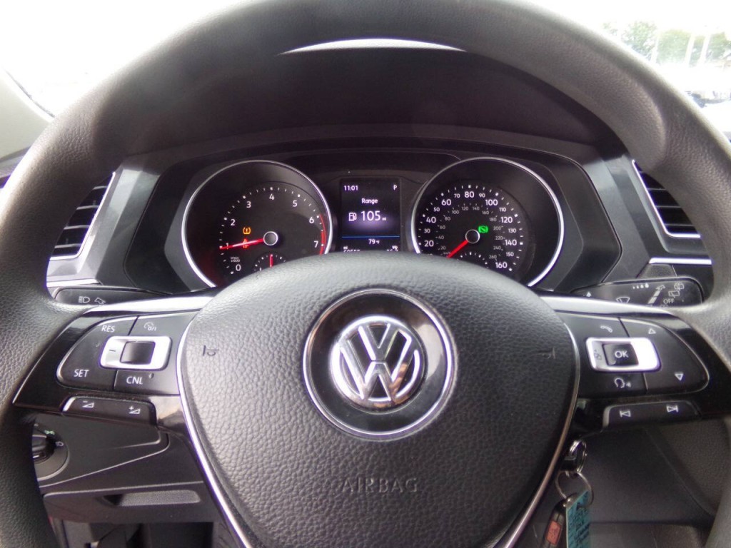 2018 Volkswagen Tiguan Image 41
