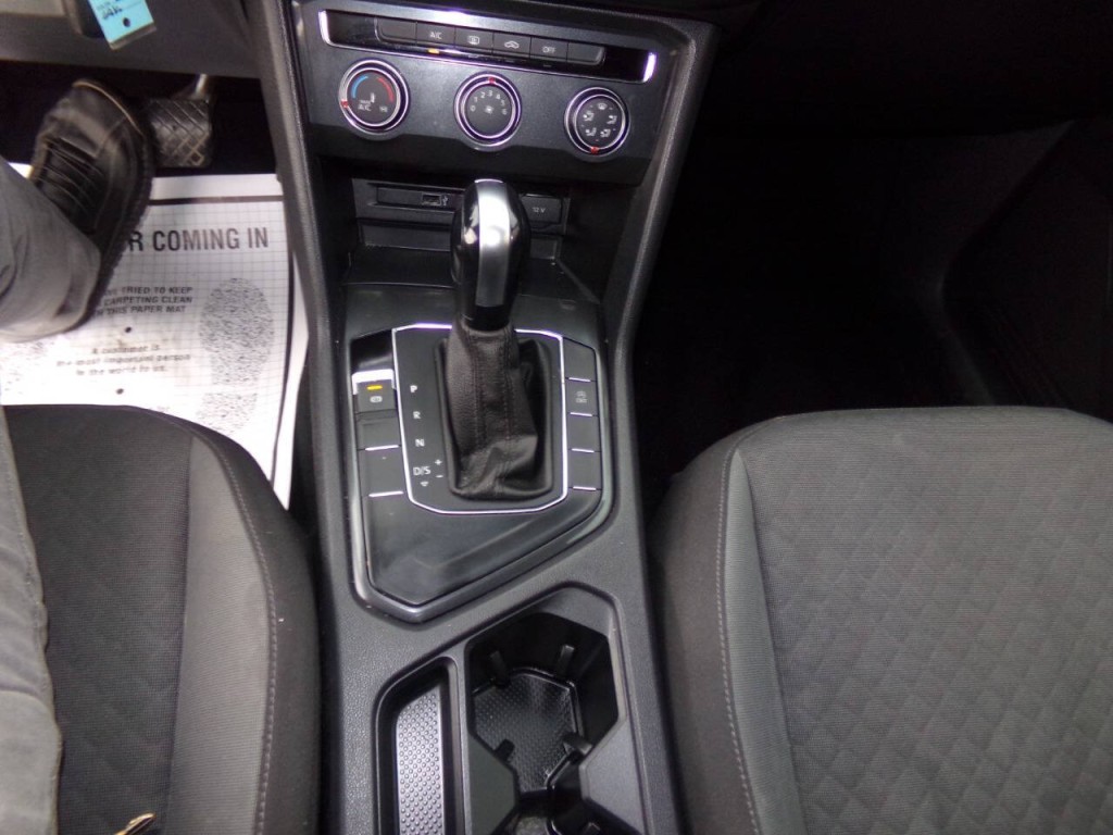 2018 Volkswagen Tiguan Image 50