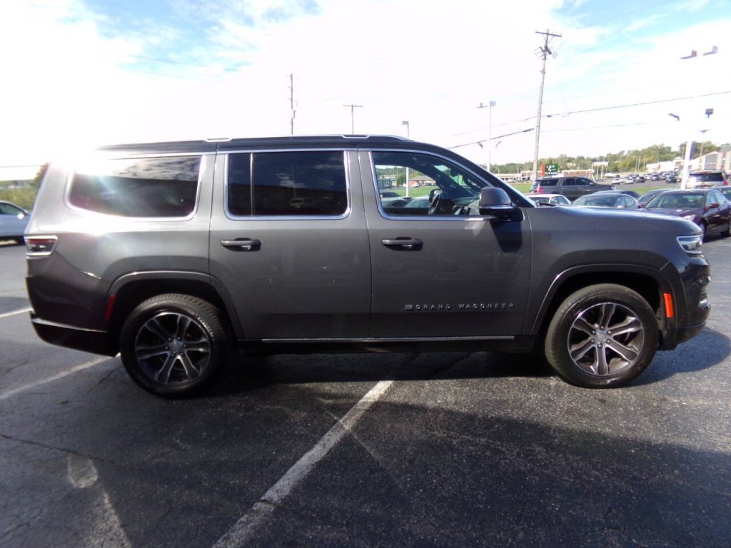 2022 Jeep Grand Cherokee Image 4