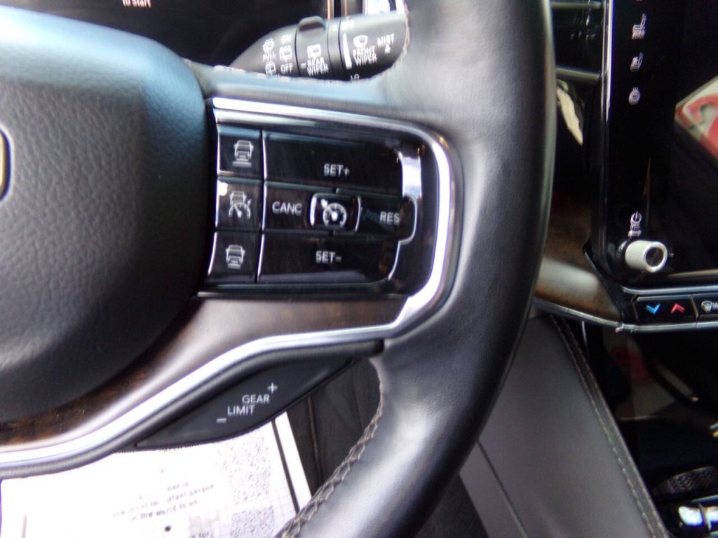 2022 Jeep Grand Cherokee Image 15