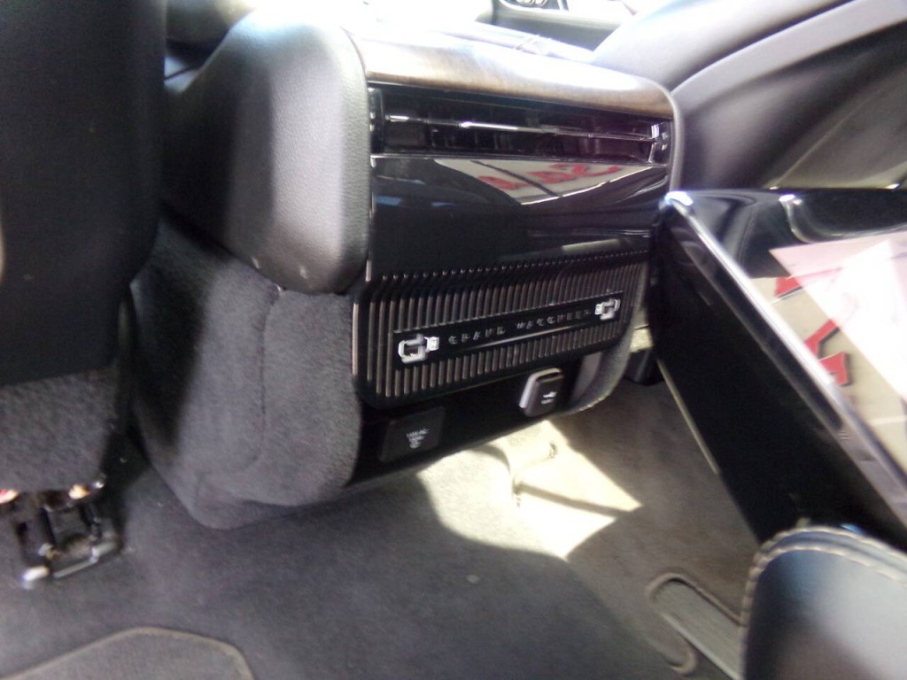 2022 Jeep Grand Cherokee Image 30
