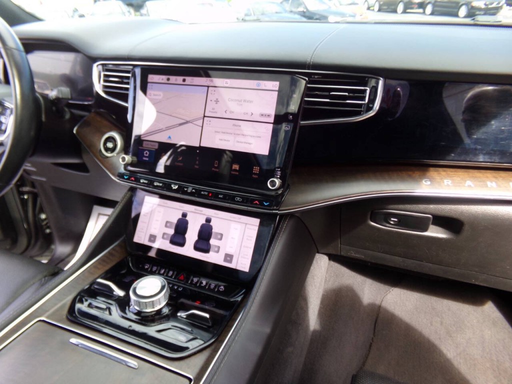 2022 Jeep Grand Cherokee Image 56