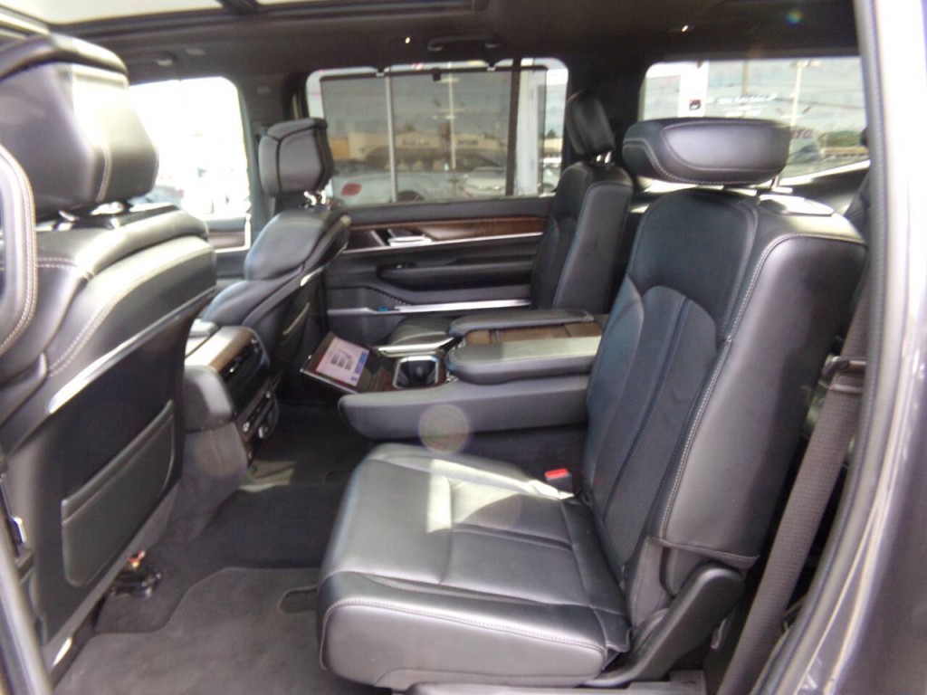 2022 Jeep Grand Cherokee Image 62