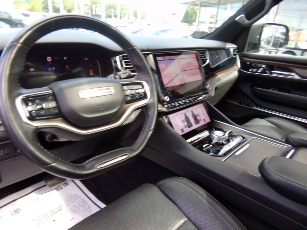 2022 Jeep Grand Cherokee Image 65