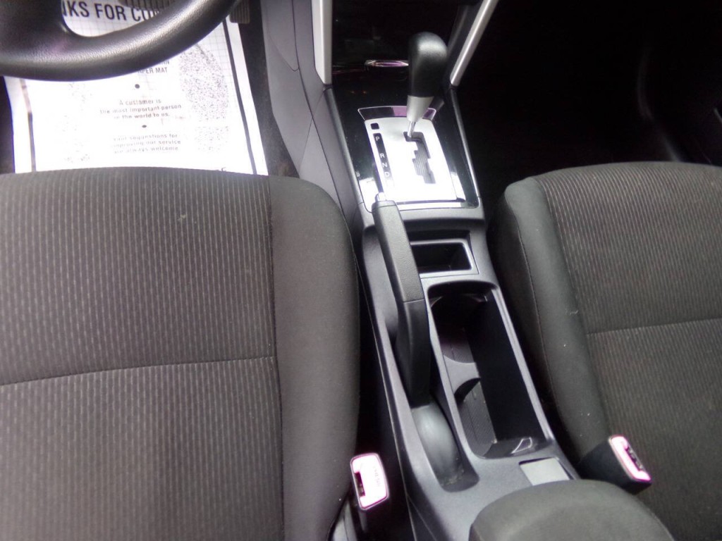 2016 Mitsubishi Lancer Image 9