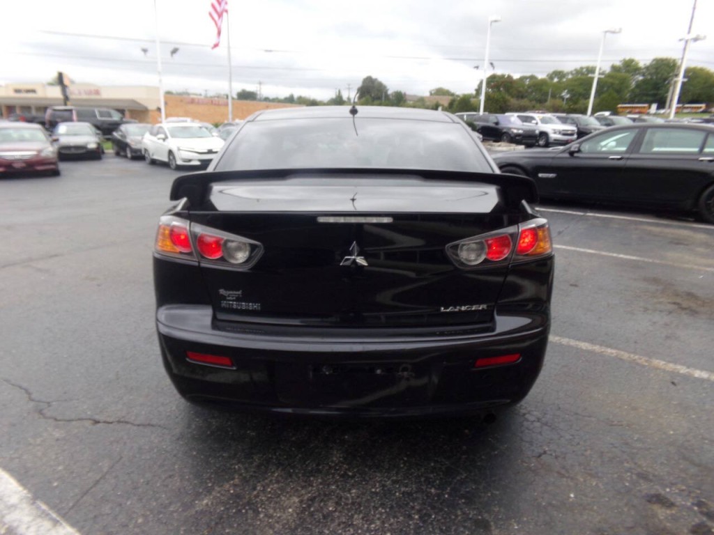 2016 Mitsubishi Lancer Image 48