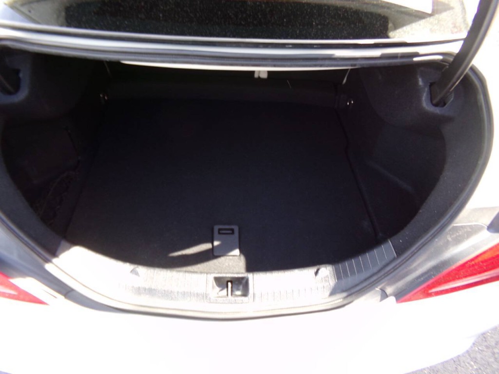 2014 Mercedes-Benz CLA-Class Image 19