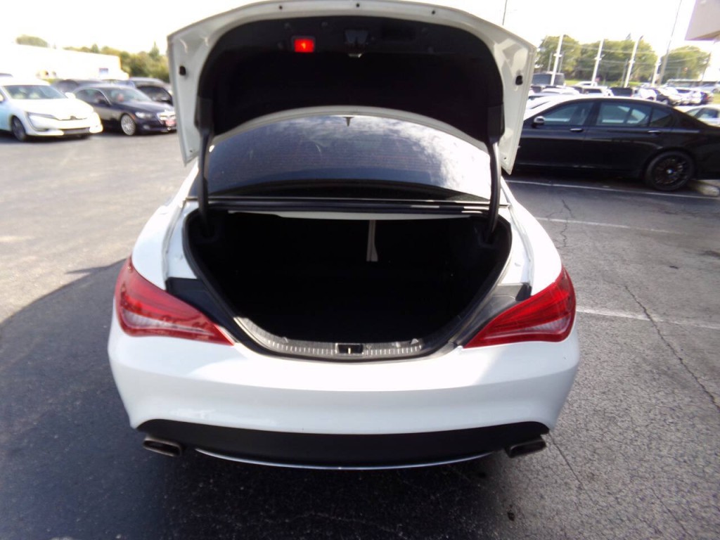 2014 Mercedes-Benz CLA-Class Image 20