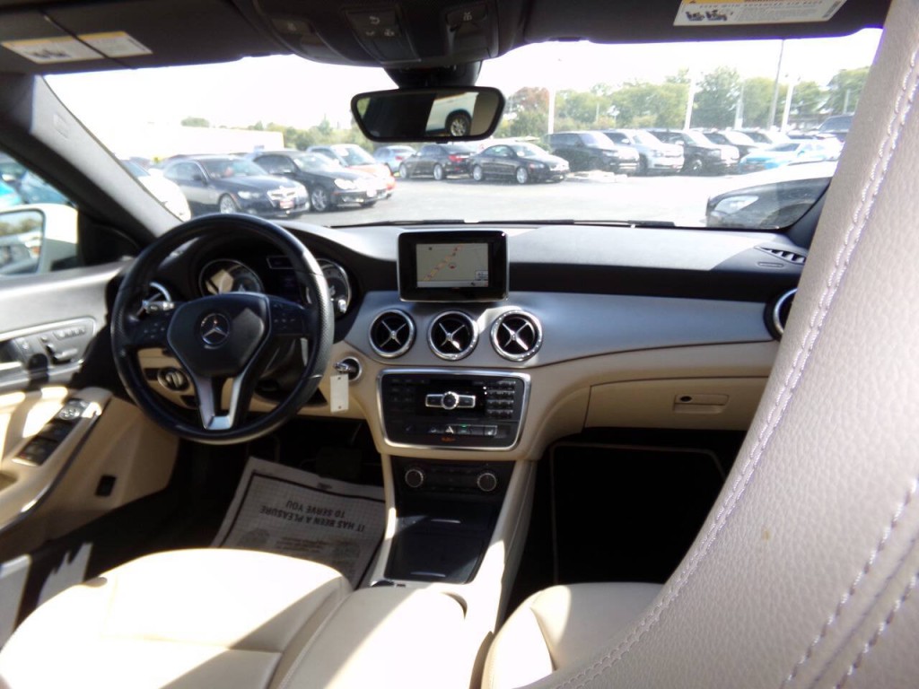 2014 Mercedes-Benz CLA-Class Image 23