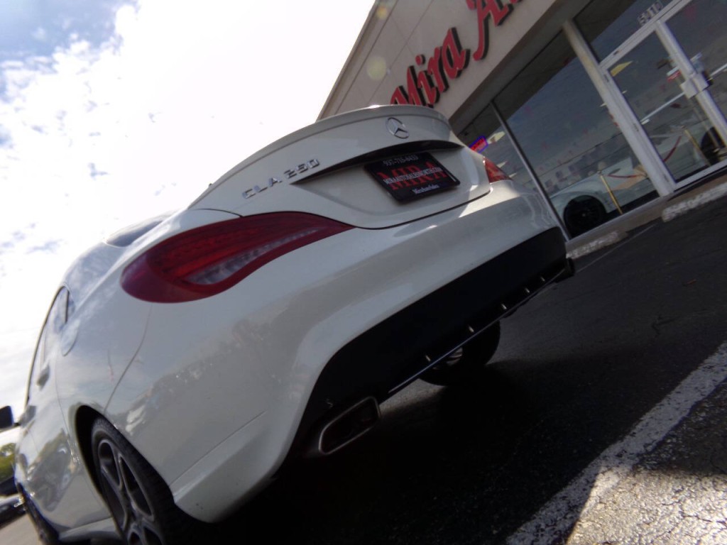 2014 Mercedes-Benz CLA-Class Image 38