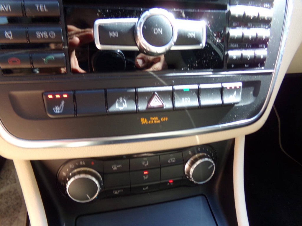 2014 Mercedes-Benz CLA-Class Image 59