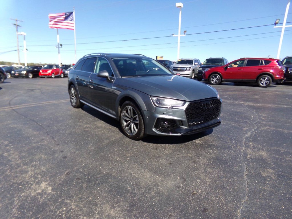 2017 Audi A4 Image 4