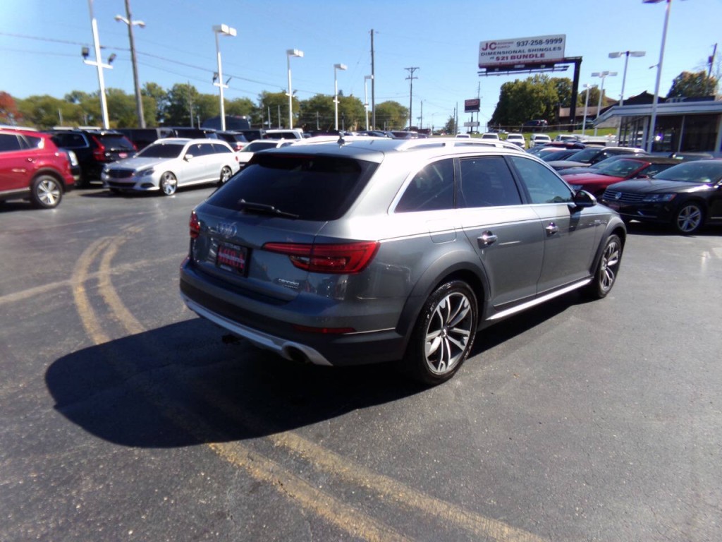 2017 Audi A4 Image 6