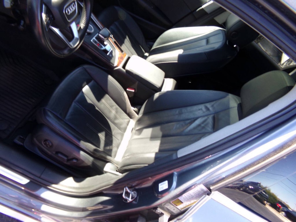 2017 Audi A4 Image 11