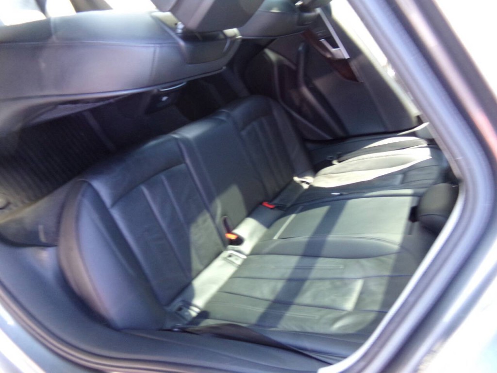 2017 Audi A4 Image 14