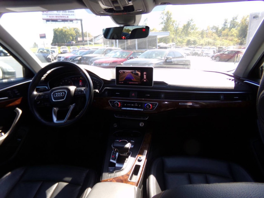 2017 Audi A4 Image 28