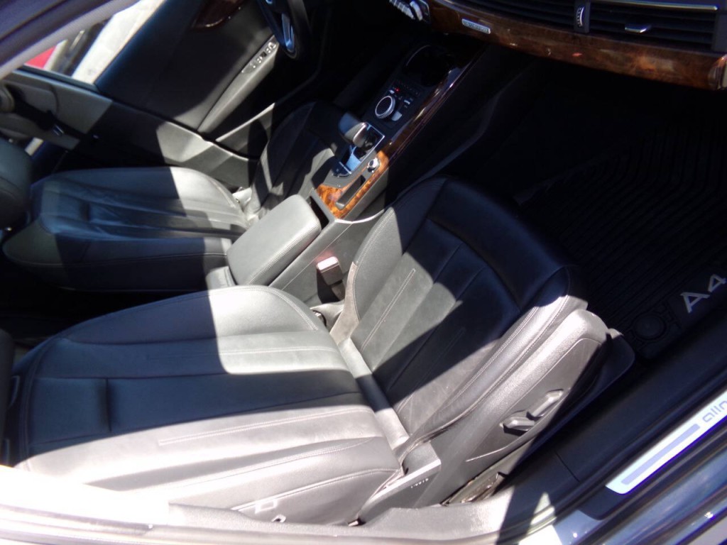2017 Audi A4 Image 31