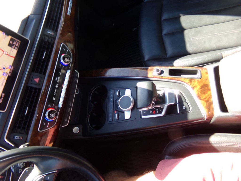 2017 Audi A4 Image 67