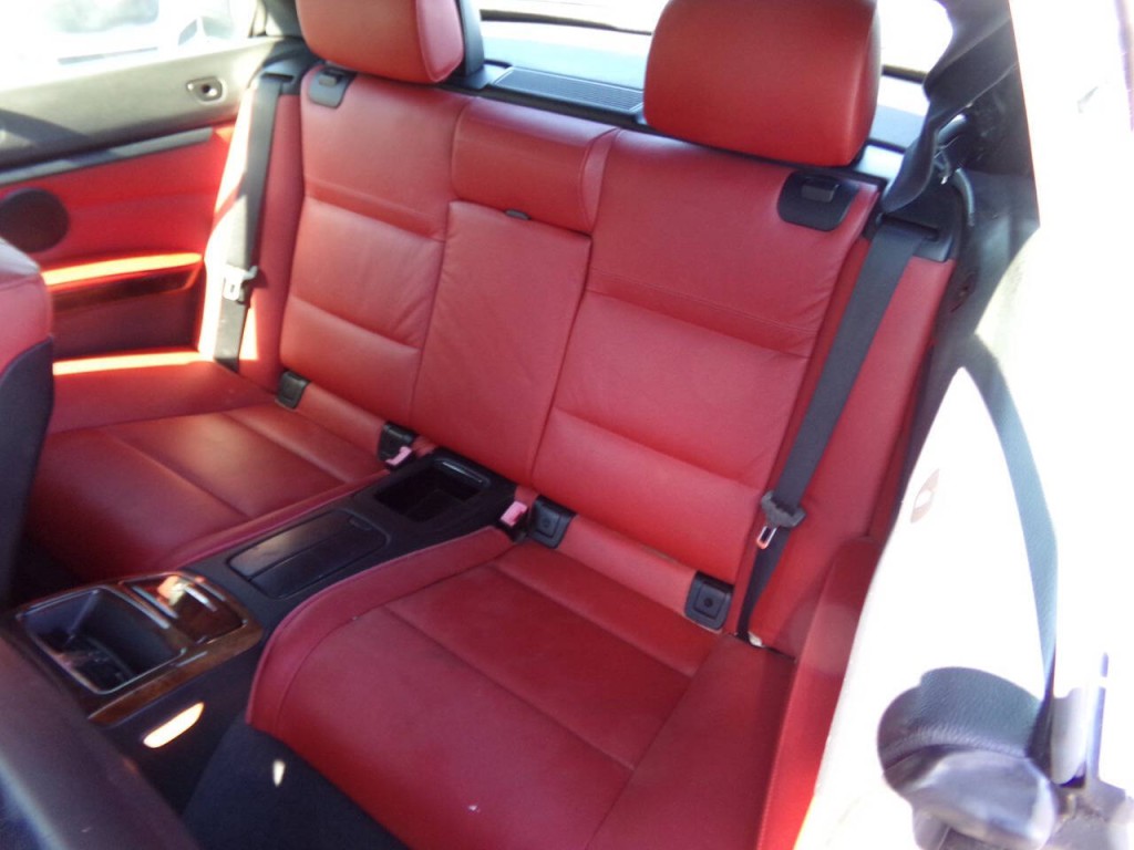 2009 BMW 3 Series Image 24