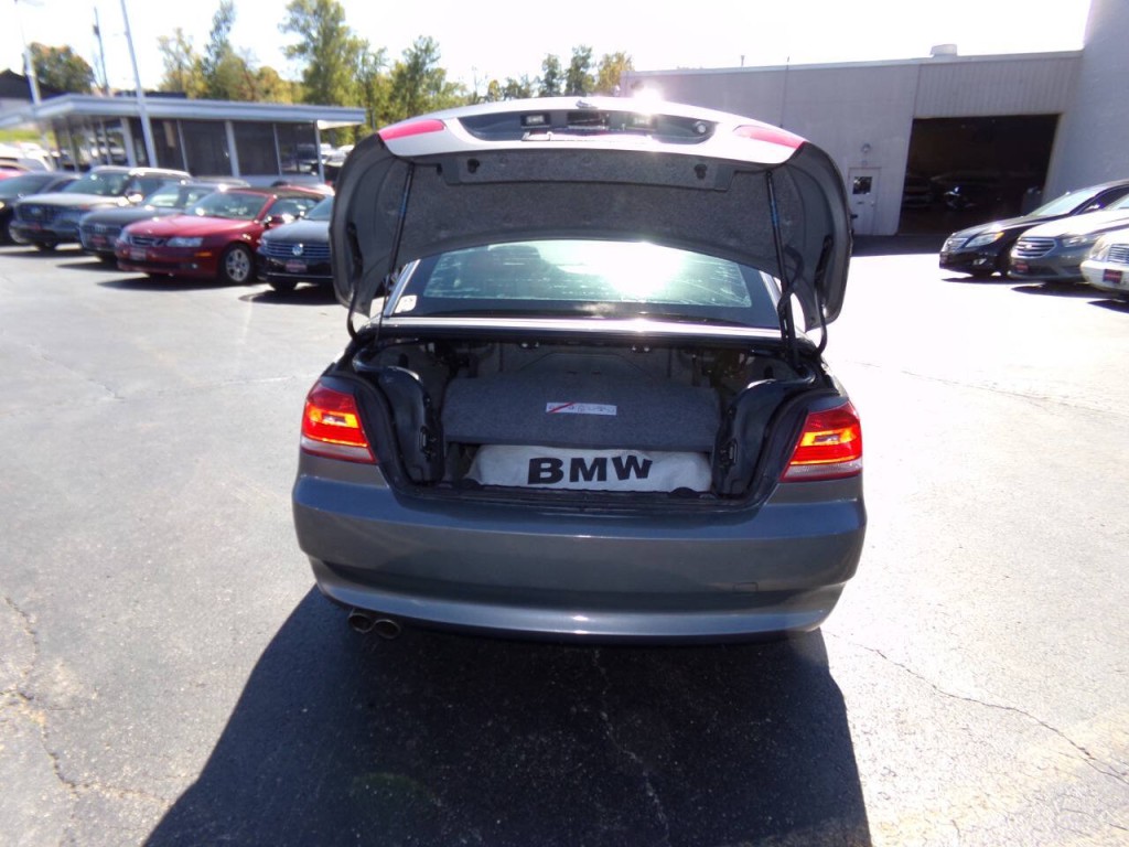2009 BMW 3 Series Image 29