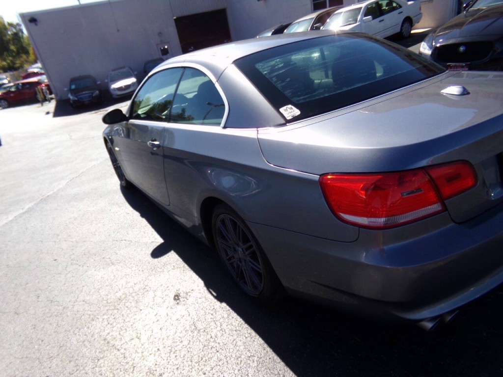 2009 BMW 3 Series Image 41