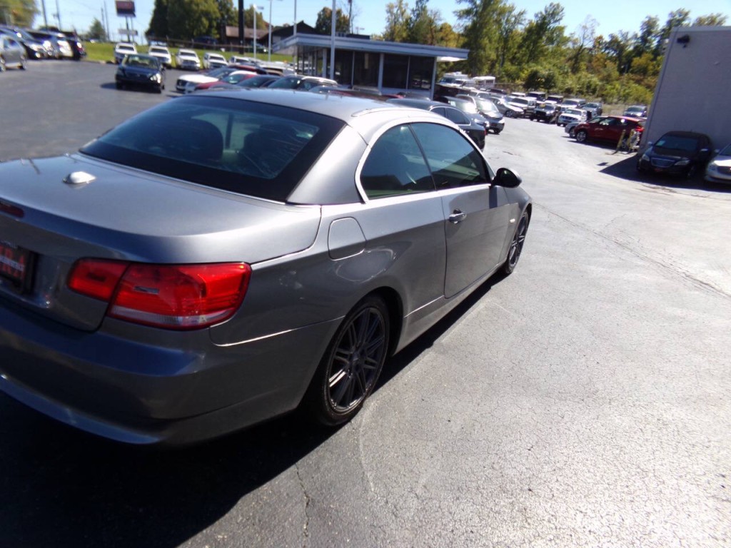 2009 BMW 3 Series Image 43