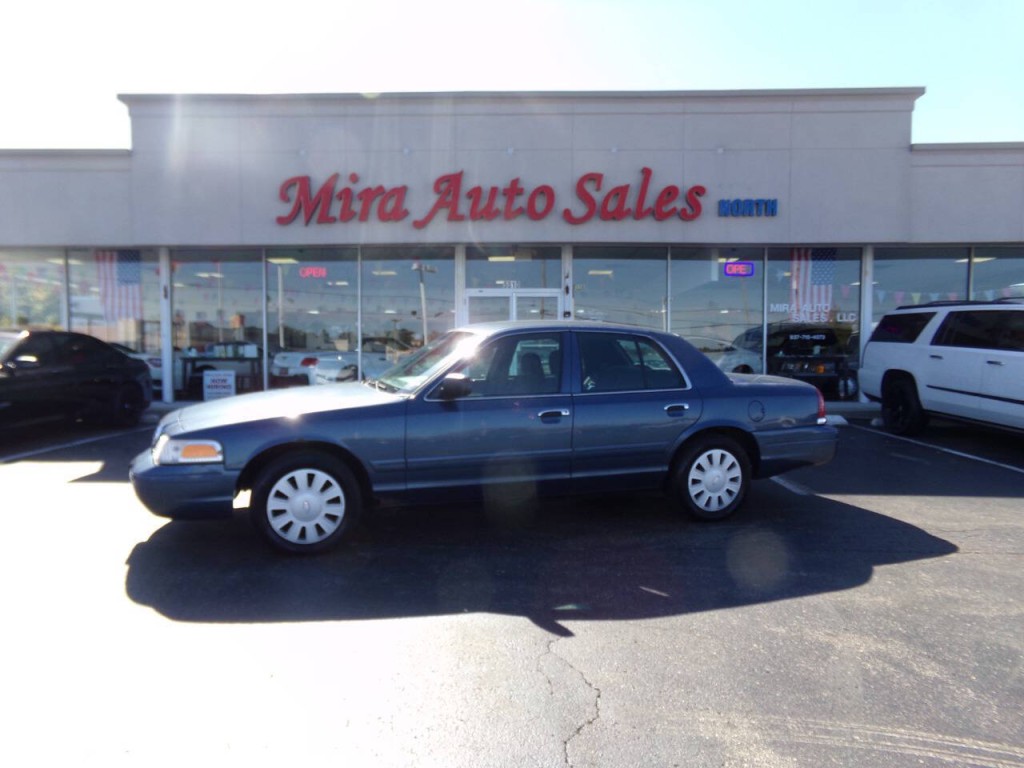 2008 Ford Crown Victoria Image 1