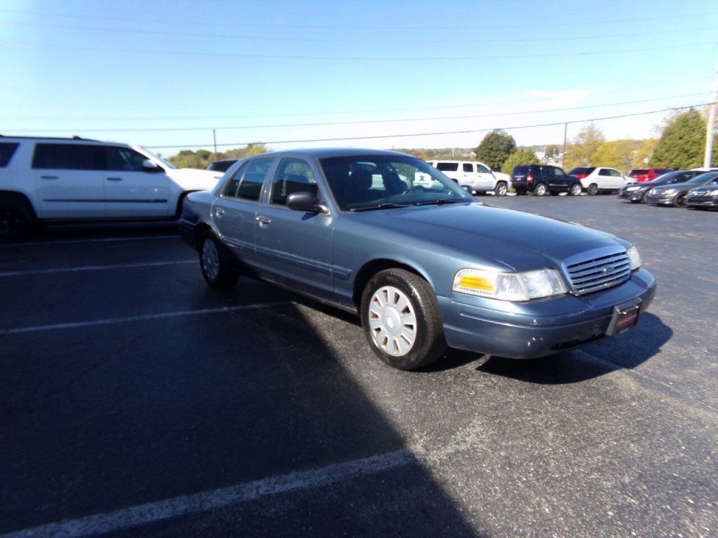 2008 Ford Crown Victoria Image 4