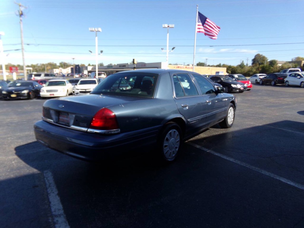 2008 Ford Crown Victoria Image 6