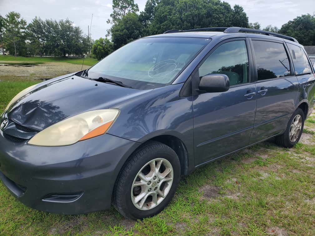 2006 Toyota Sienna Image 2