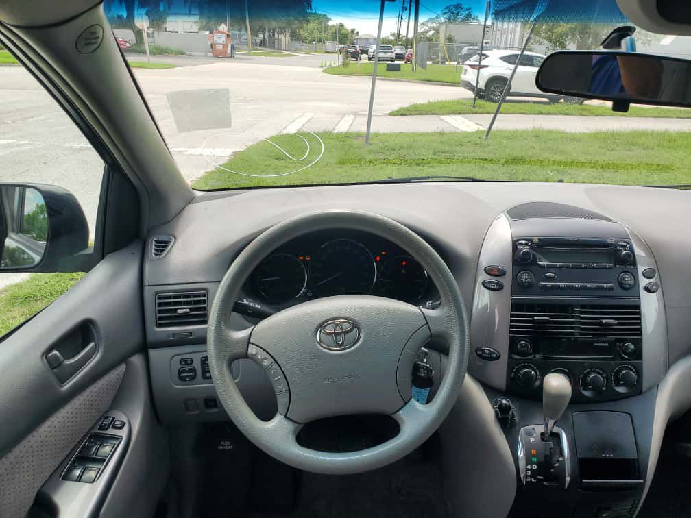 2006 Toyota Sienna Image 6