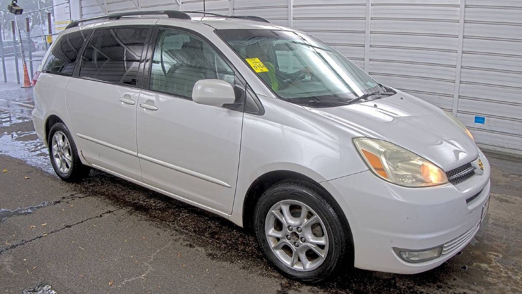 2008 Toyota Sienna Image 4