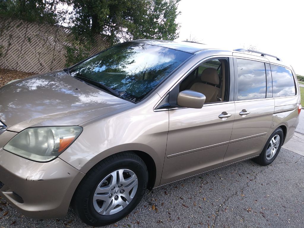 2007 Honda Odyssey Image 2