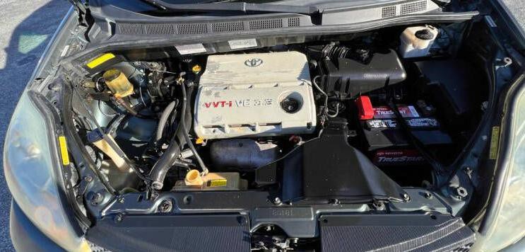 2005 Toyota Sienna Image 2