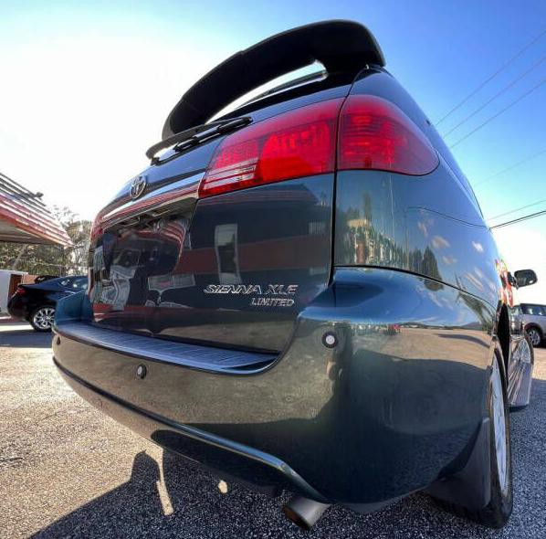 2005 Toyota Sienna Image 5