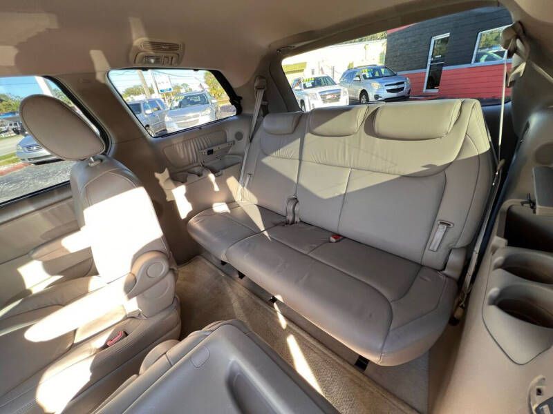 2005 Toyota Sienna Image 7