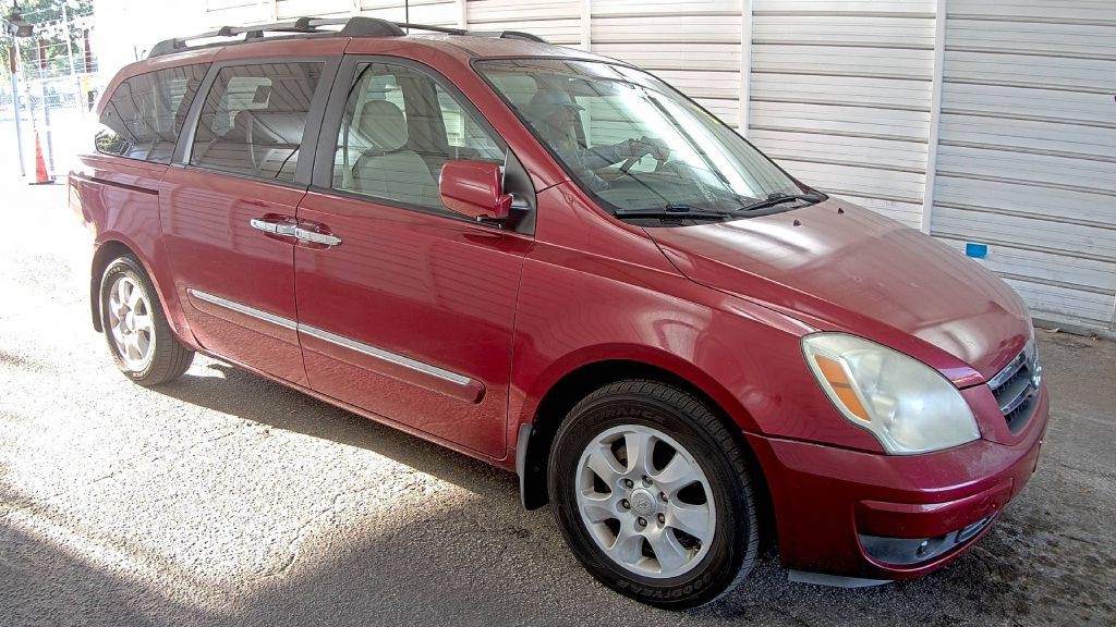 2008 Hyundai Entourage Image 3