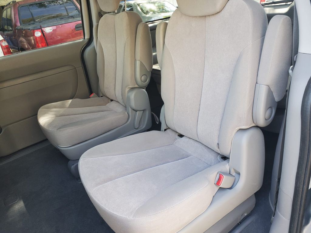 2009 Kia Sedona Image 7