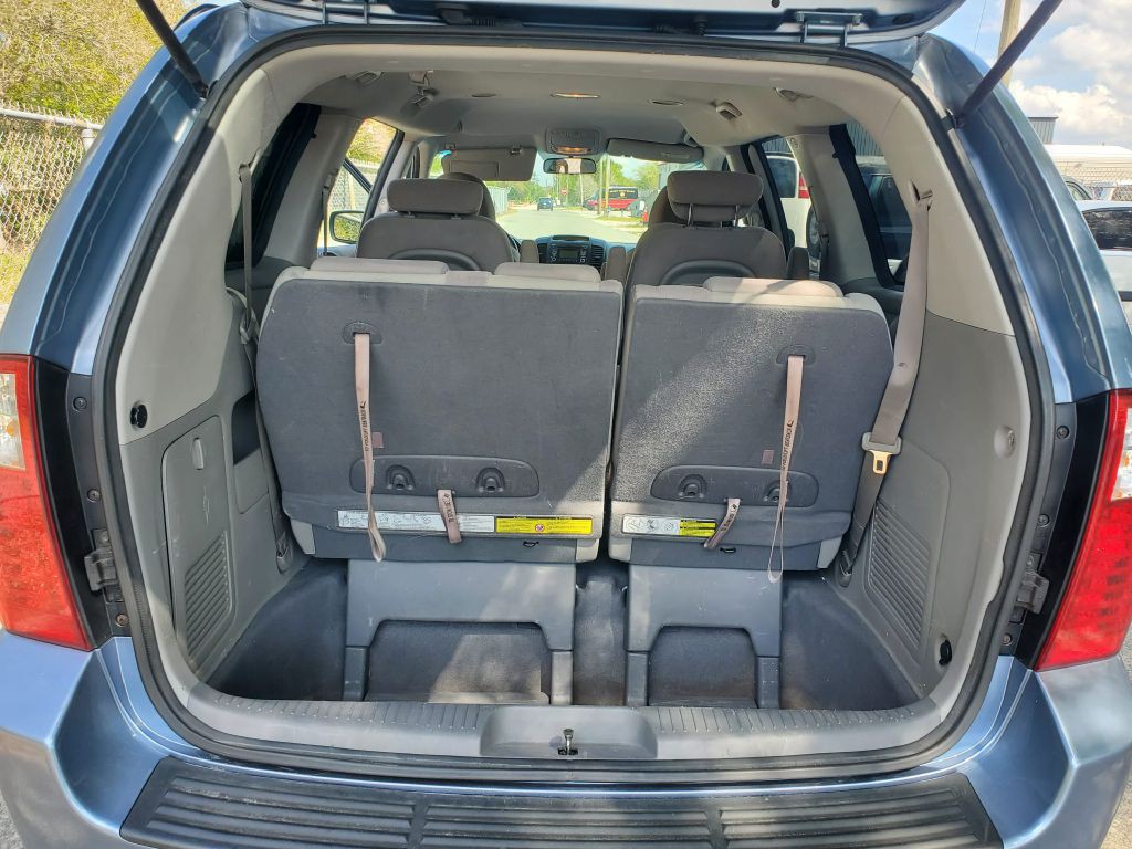 2009 Kia Sedona Image 10