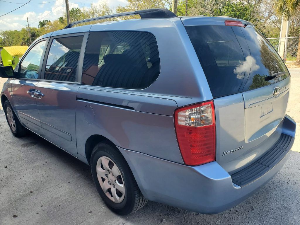 2009 Kia Sedona Image 11