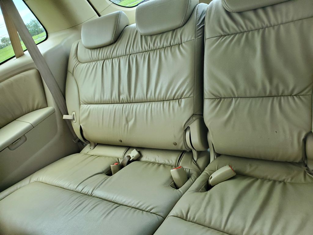 2010 Honda Odyssey Image 7