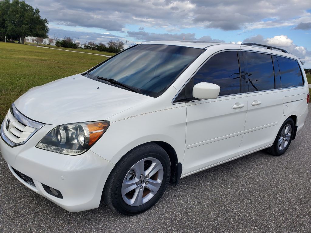 2010 Honda Odyssey Image 3