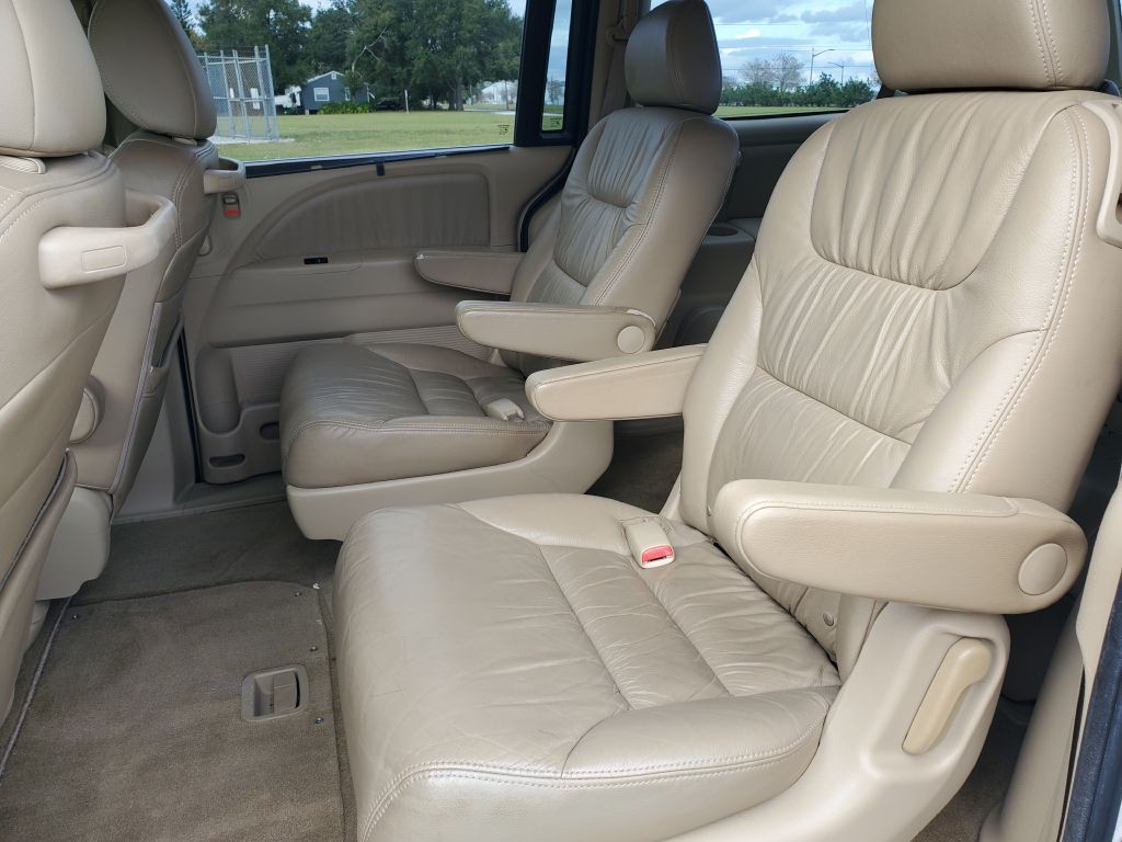 2010 Honda Odyssey Image 9