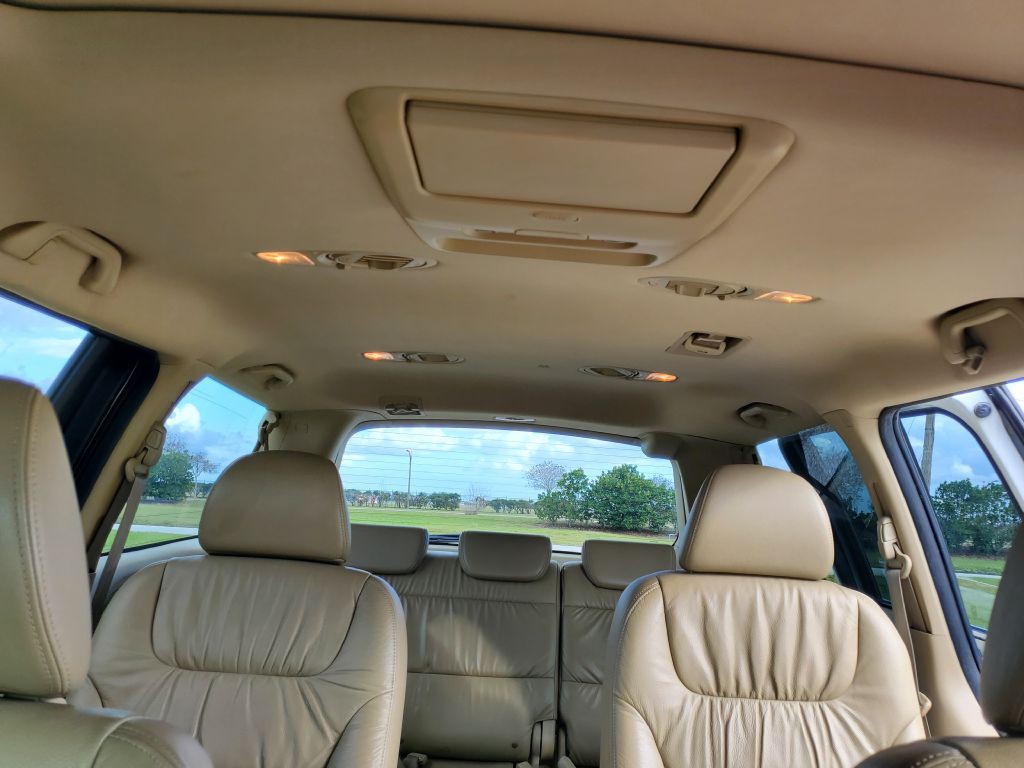 2010 Honda Odyssey Image 11